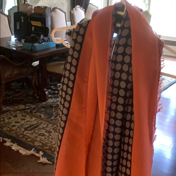 GAP Scarf - Picture 4 of 4